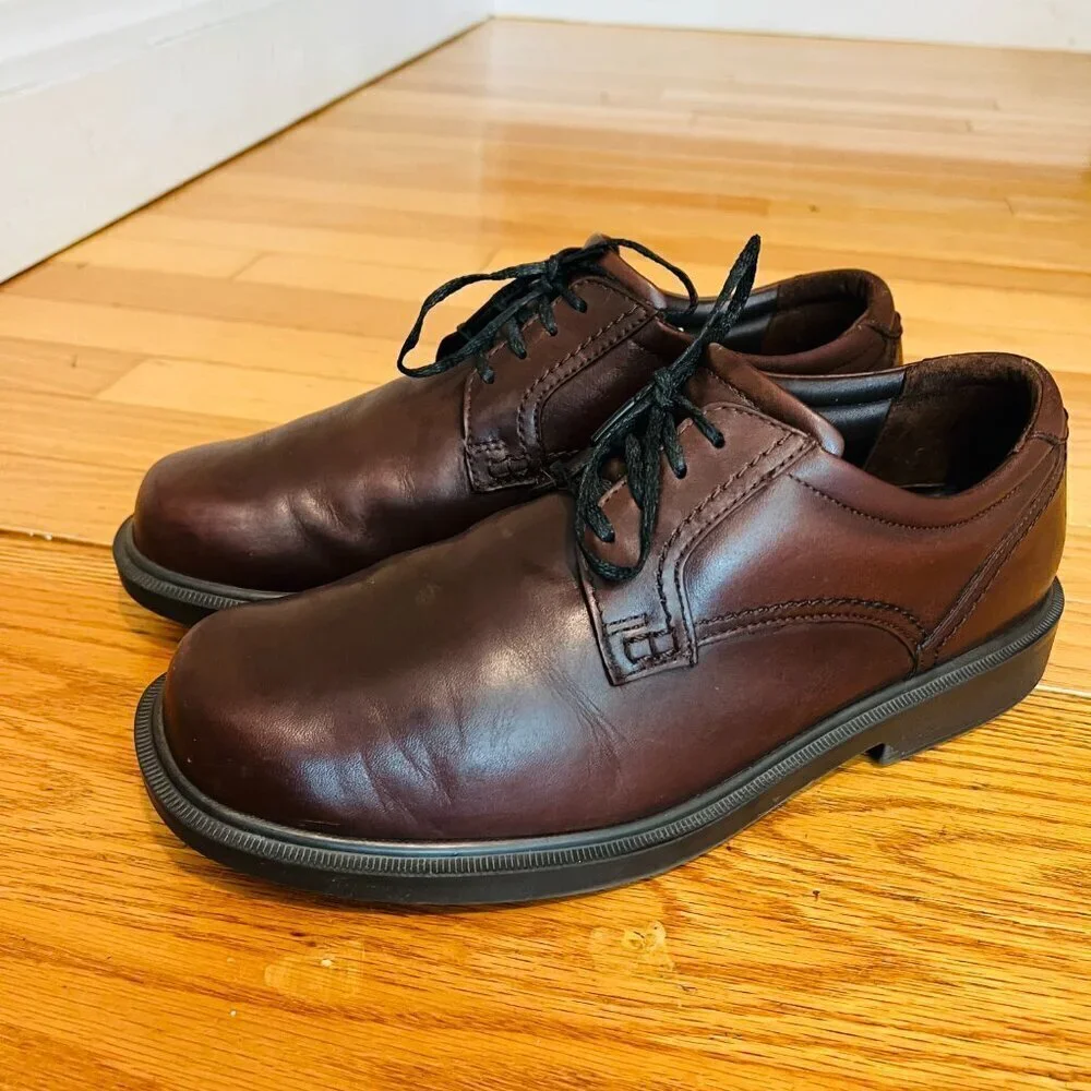 SAS Size 9.5 M Leather Ambassador Lace Tripad Shoes Brown